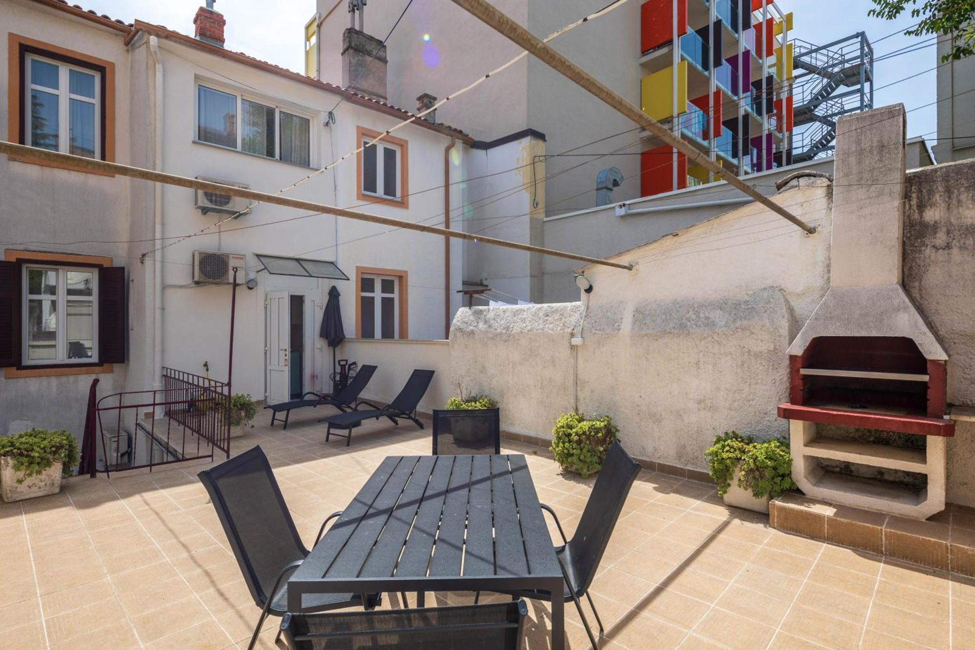 Photel Apartments Crikvenica Luaran gambar